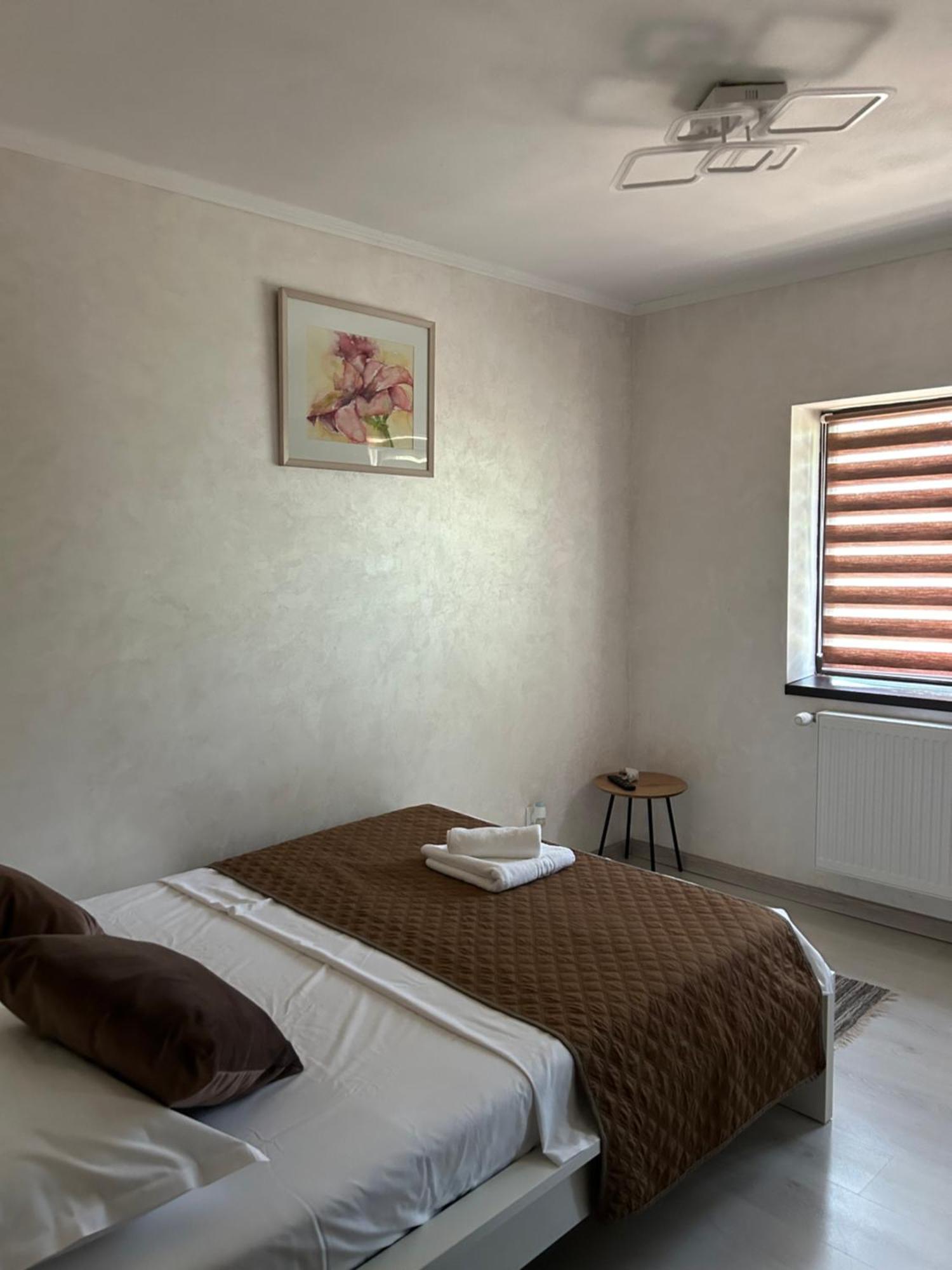 Guest House Târgu Jiu 외부 사진